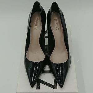 Schutz Lou Black Patent Heel Pump Size 9 M